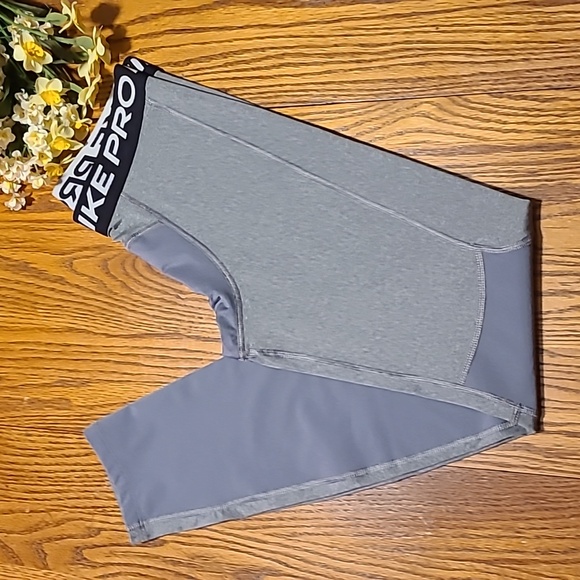 Nike Pro Compression Pants - Girls XL - Picture 1 of 8